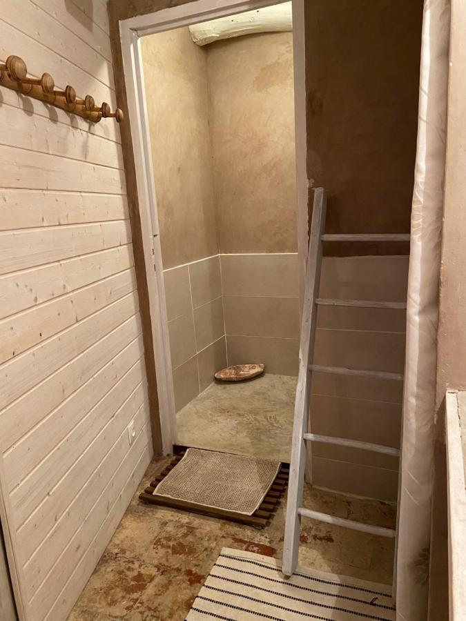 Les Chambres D'Elise Collias Eksteriør billede
